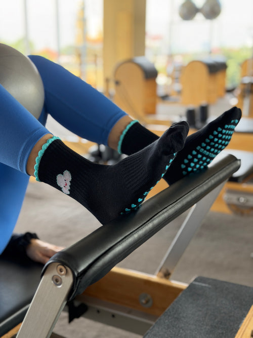 Black Cloud Grip Socks